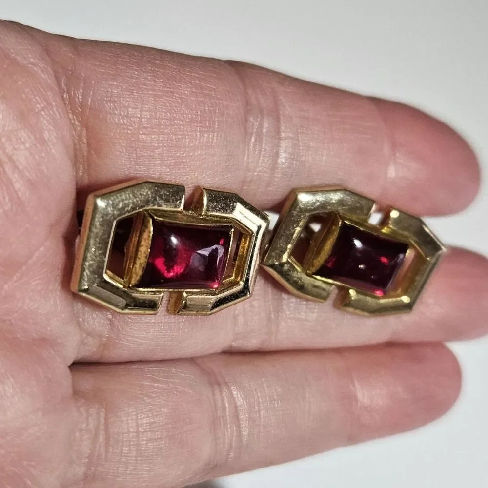 Anson Vintage Gold Tone Cufflinks with Rectangular Red Lucite